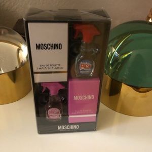 NIB MOSCHINO BEAUTY ON THE FLY PERFUMES